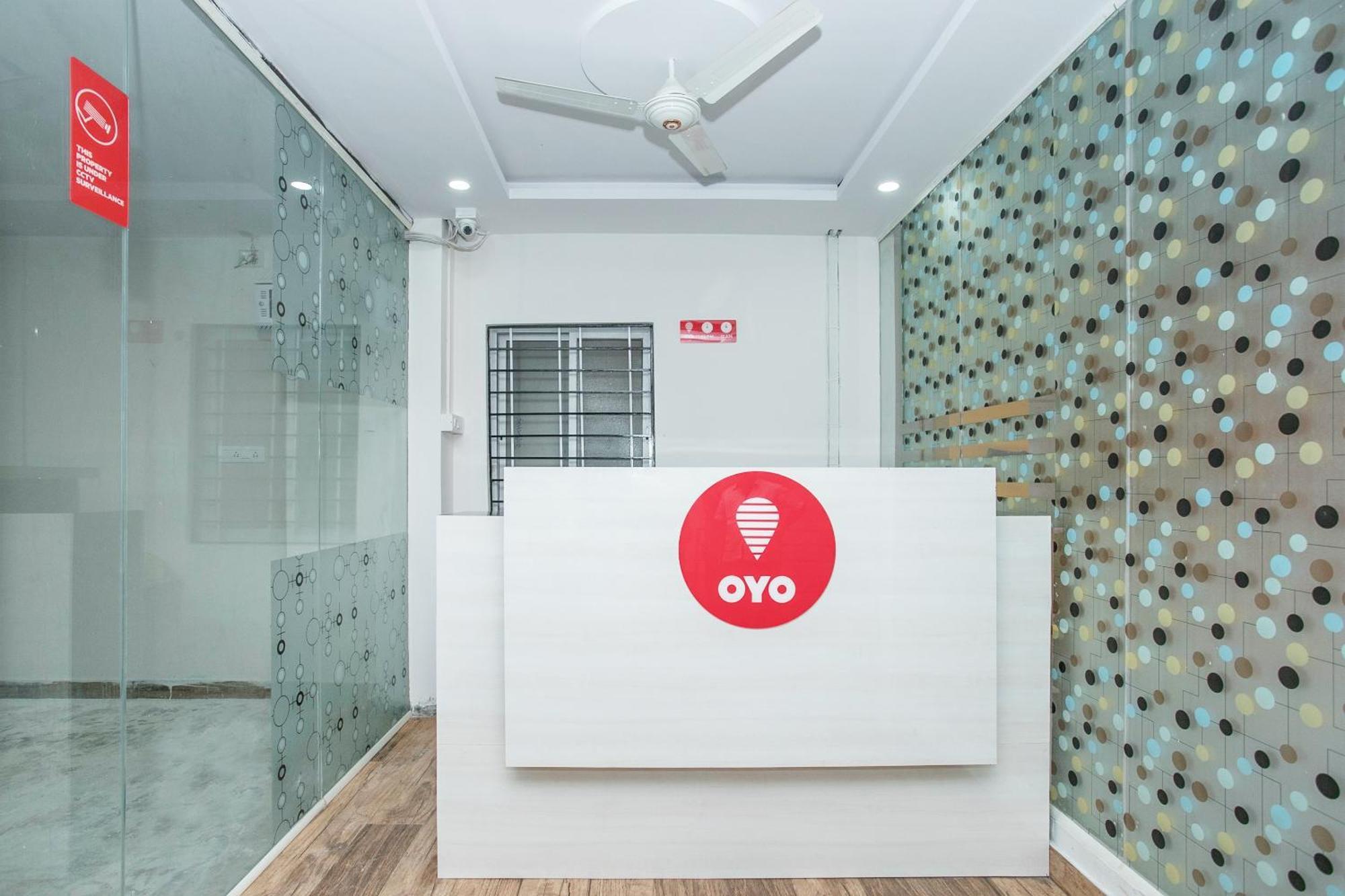Oyo 13120 Ambrosia Hotell Bangalore Eksteriør bilde